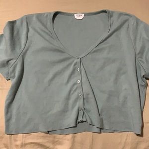 Cropped button up top